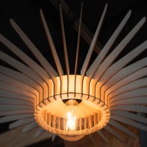 Suspension kaze S en carton bois avec ampoule néo retro a filament led allumé