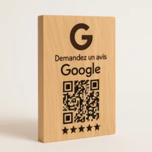 Totem pour récupérer les avis google en bois